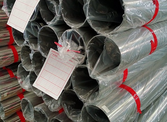 304不銹鋼管表面質(zhì)量問題—氣孔