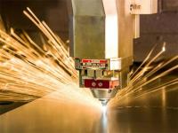 竟然說不銹鋼管鉆孔簡單，一看就是外行人